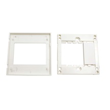 Value Čelo zásuvky 86x86mm pro 3 moduly 22x44