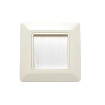 Value Čelo zásuvky 80x80mm, průchozí, s kartáčem