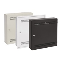 Rozvaděč SOHO LC-18 s lištami 2U, 4U a 11U, 550x550x150mm černá RAL9005