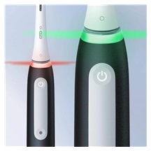 Oral-B iO Series 3 Matt Black elektrický zubní kartáček, magnetický, 3 režimy, tlakový senzor