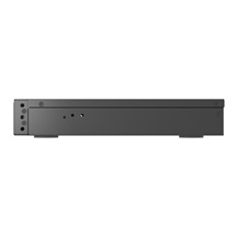 QNAP řízený switch QSW-M7308R-4X (4x 100GbE porty + 8x 25GbE porty, poloviční šířka)