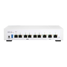 QNAP SD-WAN router QHora-322 (4jádrový procesor, 4GB DDR4 RAM, 6x 2,5GbE, 3x 10GbE, 1x USB 3.2 Gen1)